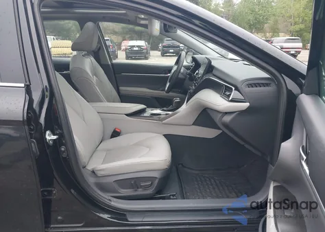 2022 Toyota Camry Xle Awd z USA, uszkodzony, nr VIN 4T1F11BK5NU063148